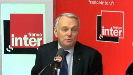 La "part d'ombre" d'Ayrault : "Mon combi Volkswagen"