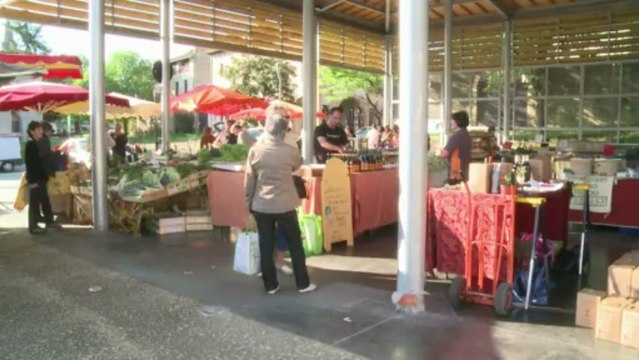 A Villeneuve-sur-Lot, réactions à l'interview de Cahuzac