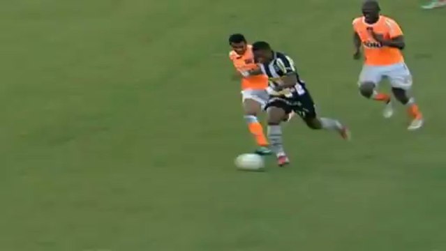 Seedorf brings back memories of Garrincha