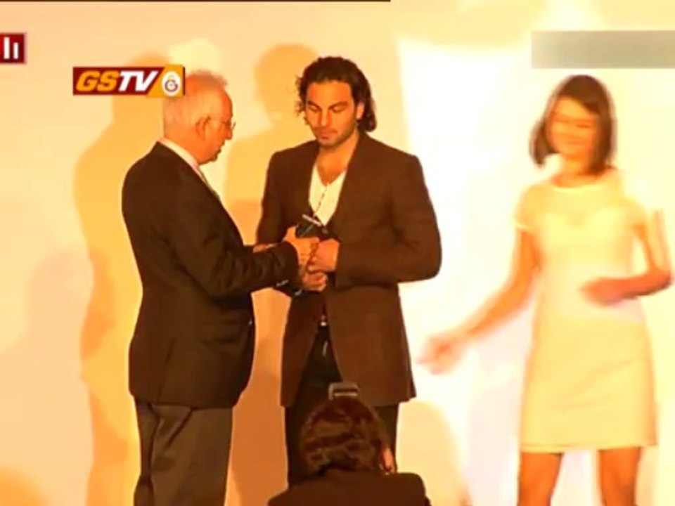 Selçuk İnan ve Sabri Sarıoğlu GSTV'ye Açıklamalarda Bulundu