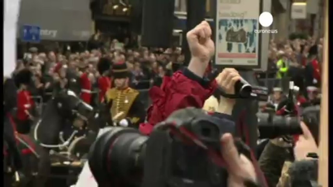 Anti-Thatcherites turn their back on Iron Lady's coffin