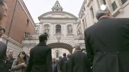 Lodi e proteste, la Thatcher divide anche nel giorno dei...