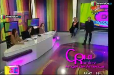 @veleznazarena promocionando la gira de @grimaldiok en @AlgoContigo4 hablade @cokiramirez @geobarbarossa y elenco