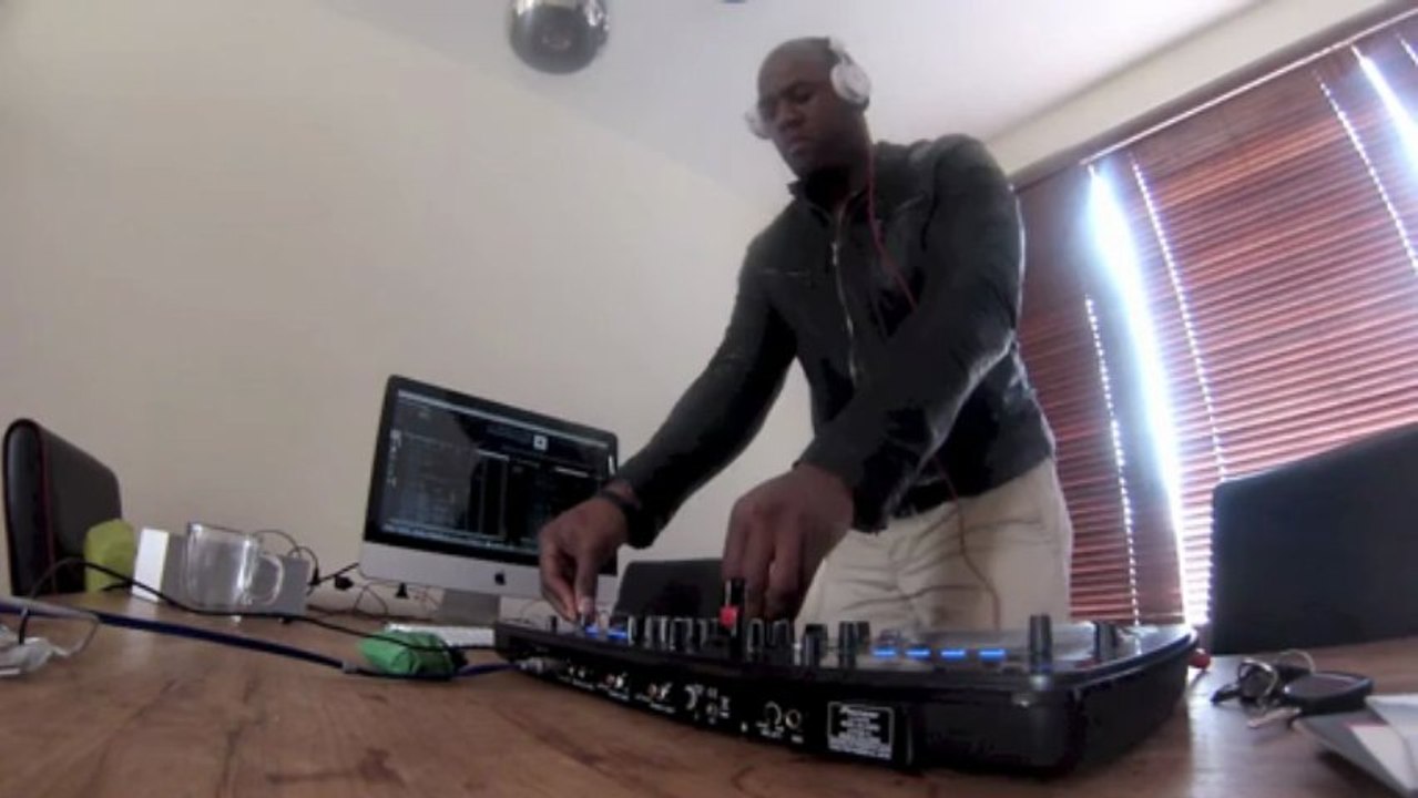 2JO Tech House