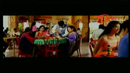 Posh Ladies Funny Scene With Chitram Srinu