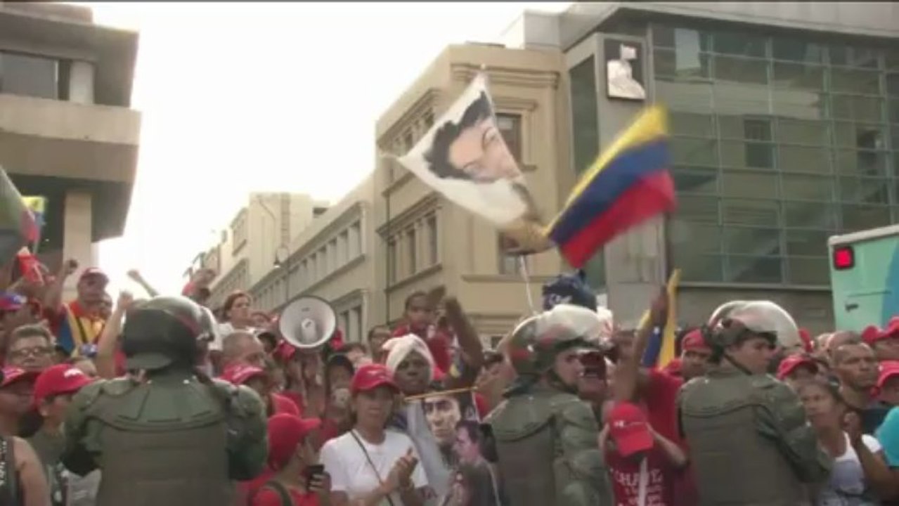 Capriles formaliza la petición de recuento de votos