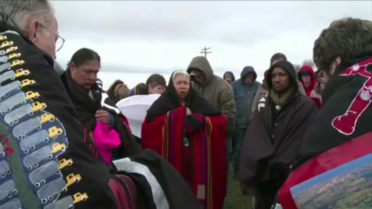 Nebraskans decry controversial oil pipeline