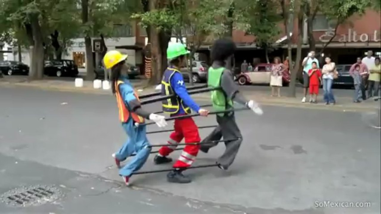 Creative Mexican Street Performer