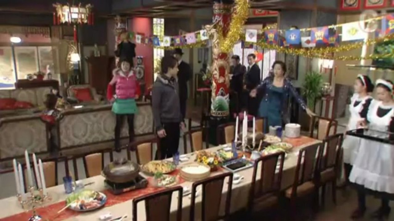 Yukan Club 7 Sub Español