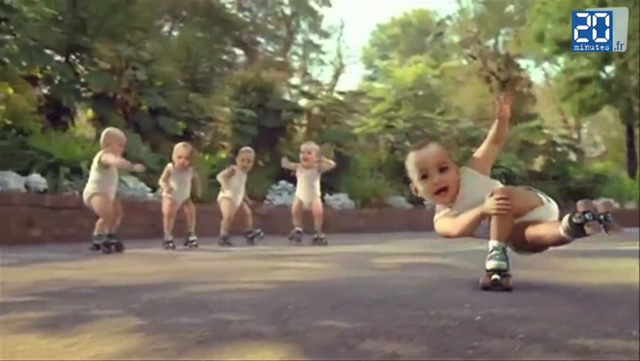 Zap pub : Les bébés d'Évian