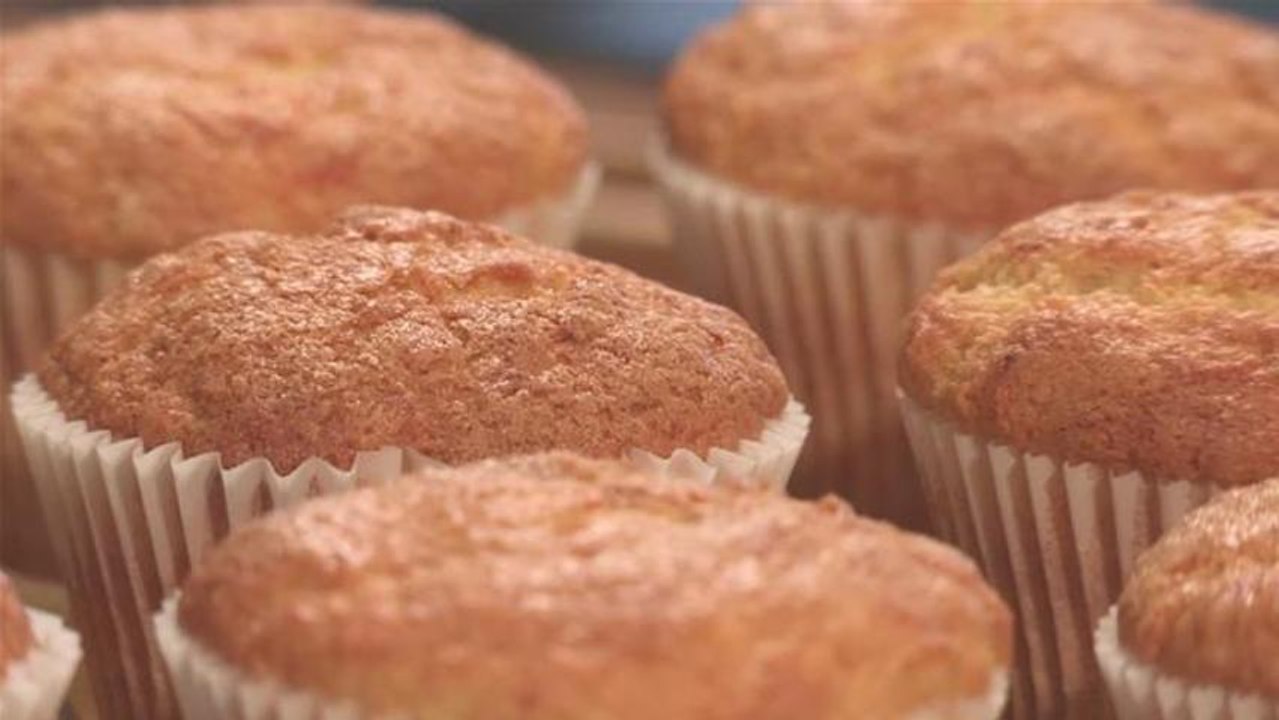Step By Step Guide To Cooking Orange And Carrot Flavoured Muffins