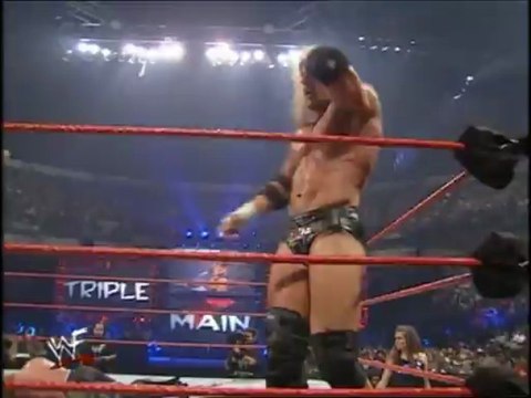 Triple H vs Chris Jericho (Fully Loaded 2000 Last Man Standing match)
