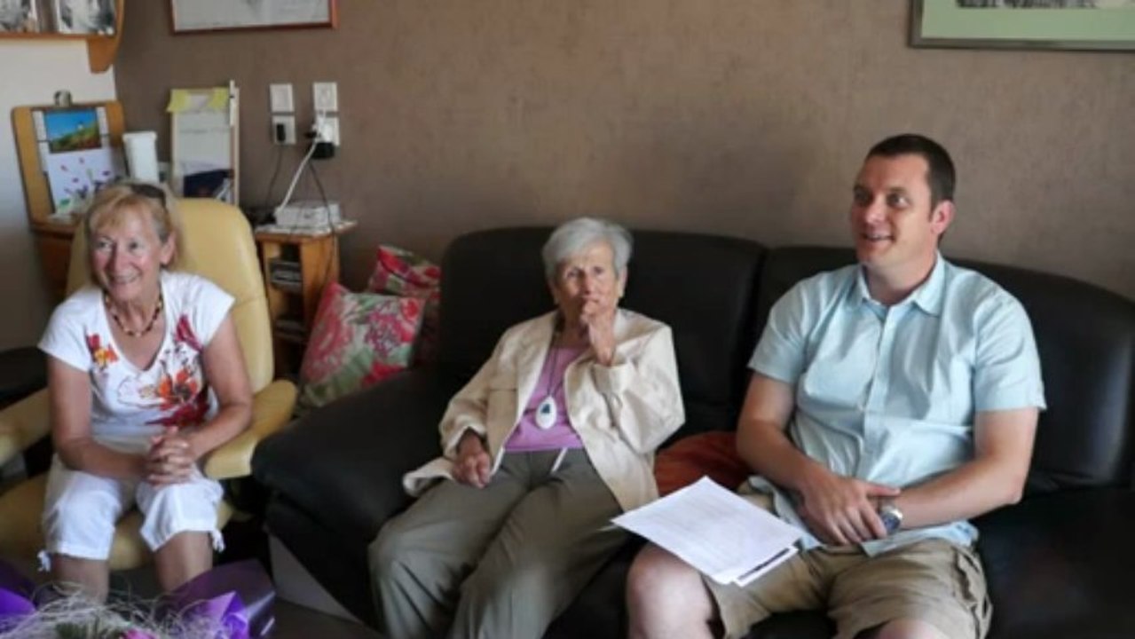 Odette Roux. Eltiraĵo pri Esperanto okaze de renkontiĝo. Extrait sur l'espéranto lors d'une rencontre