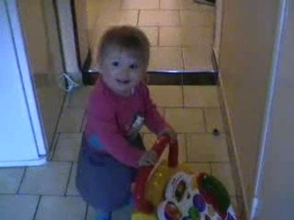 Apprentissage de la marche