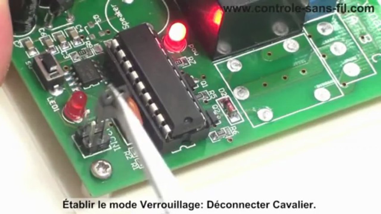 Relais Sans Fil pour Volets 9V 12V 24V 315/433Mhz 1 Canal - 3 Modes de Contrôle / Kit Émetteur Récepteur Radio