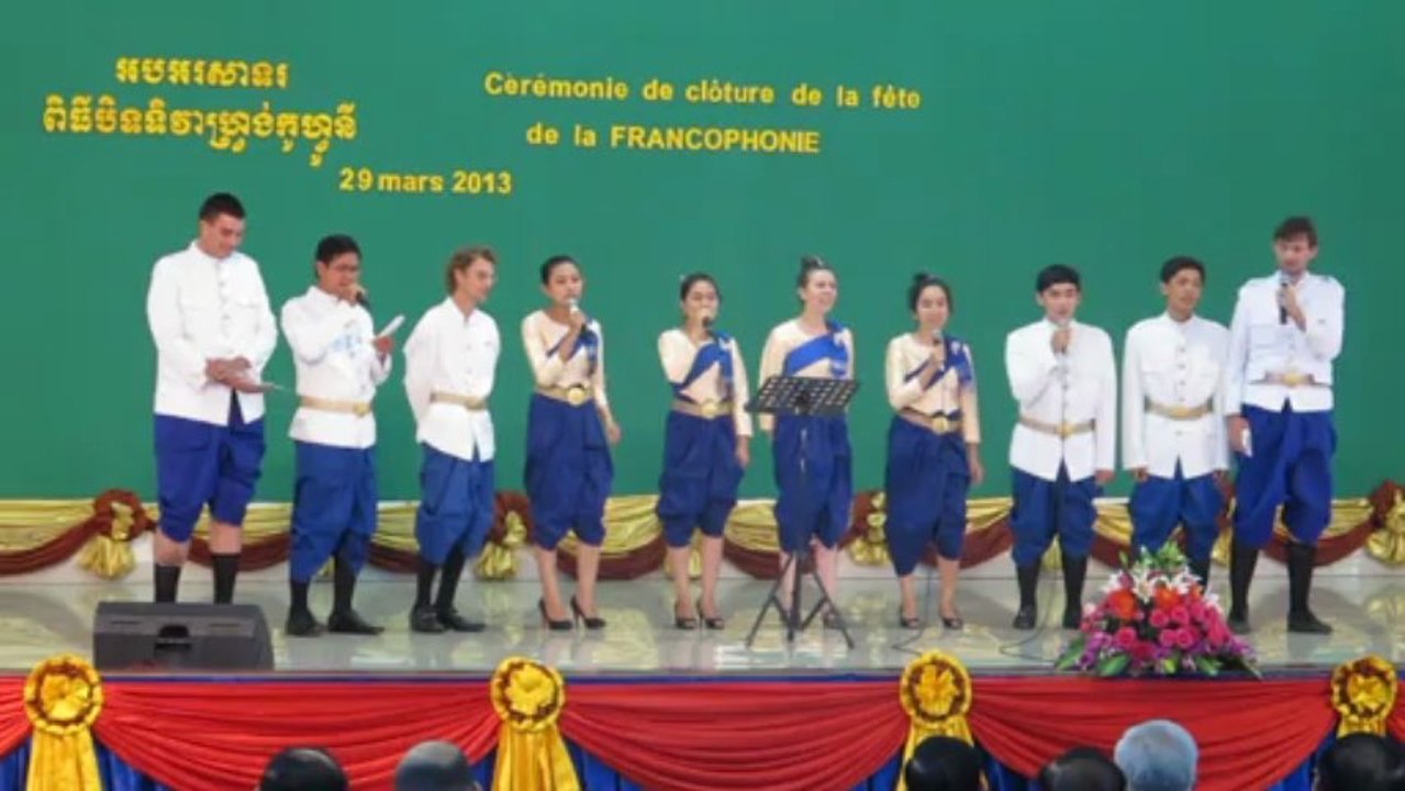 Clôture de la Fête de la Francophonie au Cambodge - "Phnom Penh interprété par des étudiants cambodgiens francophones et des volontaires français