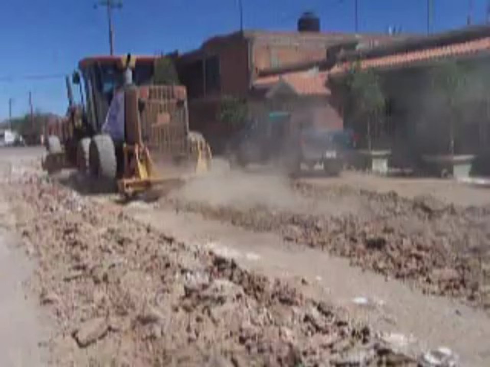 MAS DE PAVIMENTO JUAN MANUEL MONTELONGO (video 2)