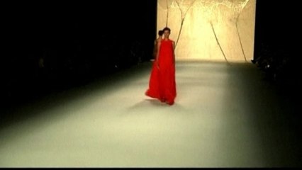 Relaxed beachwear and sleek swimsuits at Fashion Rio