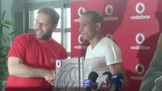 Ράφικ Τζεμπούρ - Media Day - Ολυμπιακός - Vodafone (1)