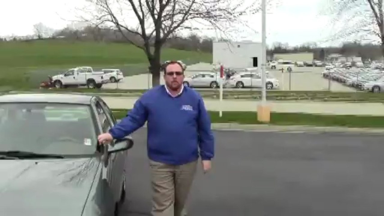 Used 2005 Nissan Sentra 1.8 S for sale at Honda Cars of Bellevue...an Omaha Honda Dealer!