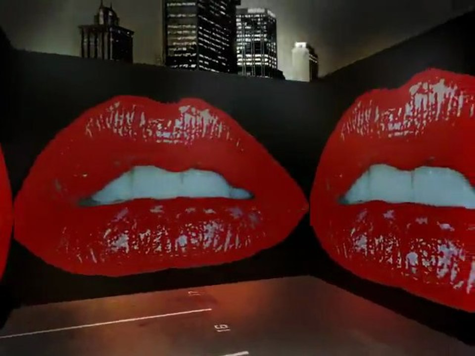 HOT LIPS