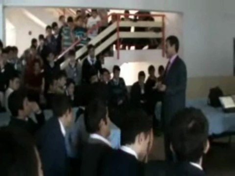 CEZAEVİ MÜDÜRÜ LİSE ÖĞRENCİLERİNE KONFERANS VERDİ