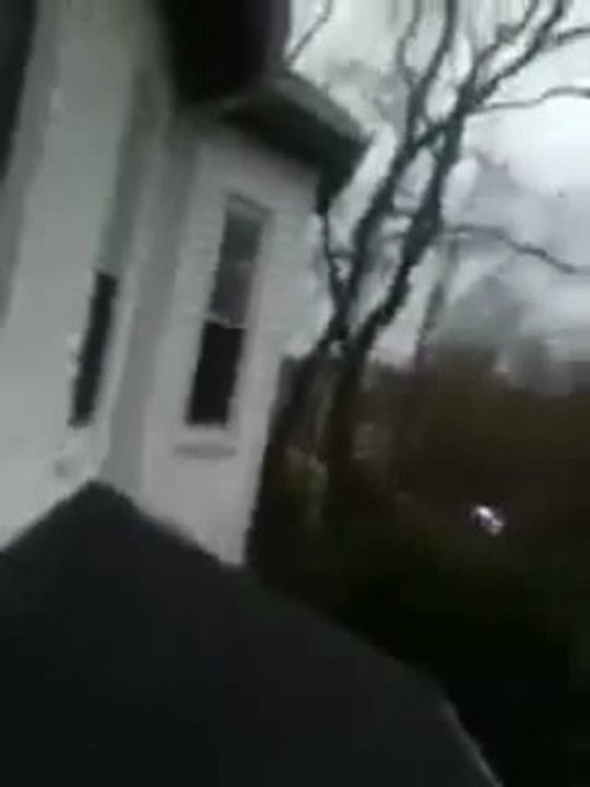 Tiroteio antes da captura do suspeito Dzhokhar Tsarnaev na noite desta sexta