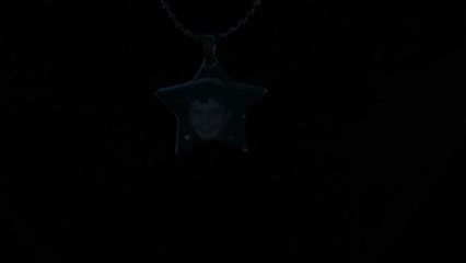 Photo Engraving On Pendant (Star Shape)