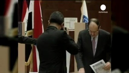 Irak'ta seçim merkezlerine havan toplu saldırı