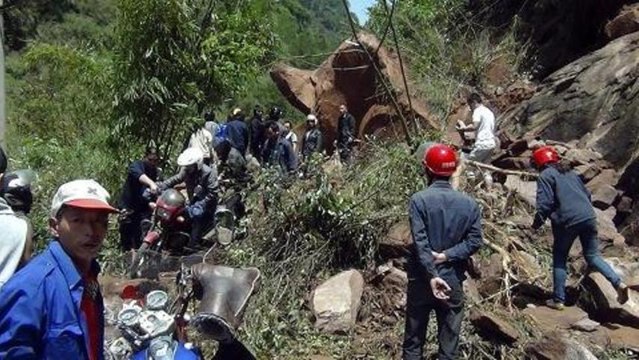 Deadly quake strikes China's Sichuan province