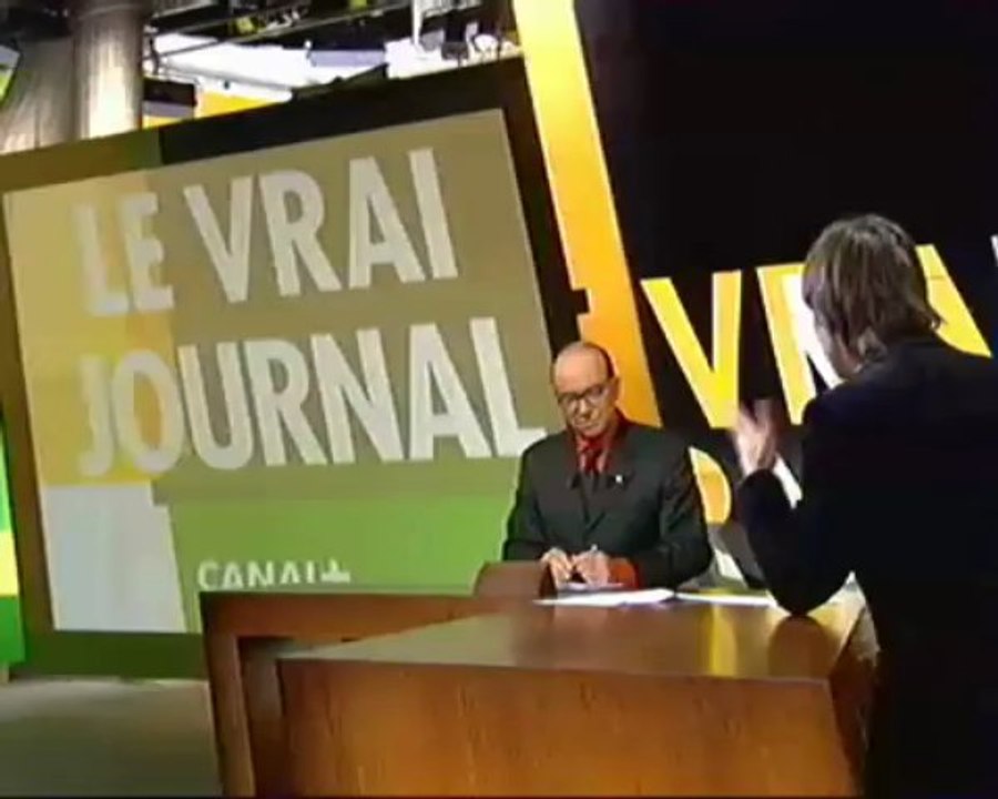 L'Eglise de la Très Sainte Consommation lors de la Journée Sans Achat 2004