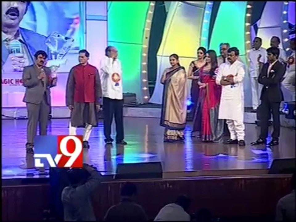 Balakrishna accepts Best Actor award in TSR - Tv9 Film Awards