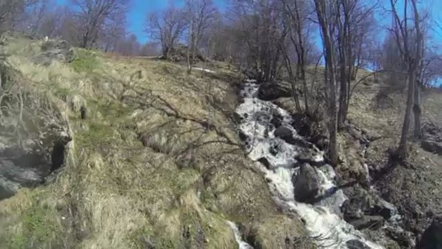 SURVOL D'UN DRONE AU DESSUS DES MENUIRES