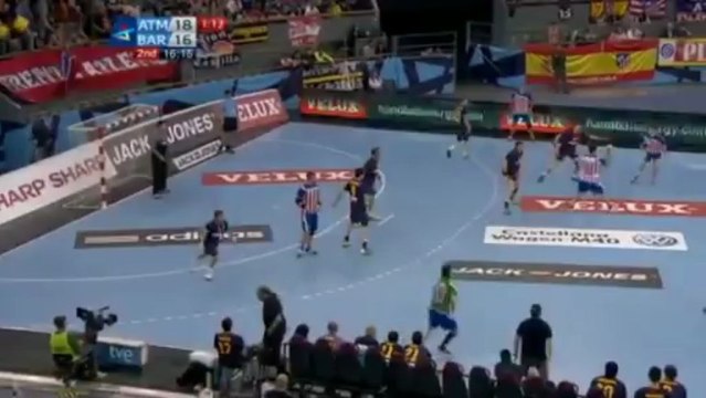 Quand Ivano Balić se transforme en gardien de but