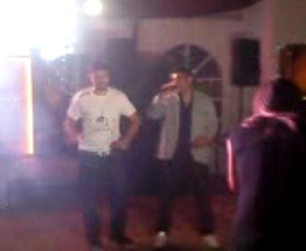 DAME MARACA MARACA,CON HUGO.....FIESTA EN MADRID