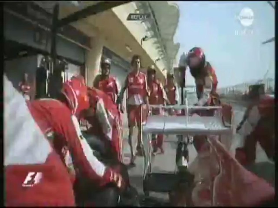 Bahrein 2013 : Voici comment on a réparé l'aileron d'Alonso