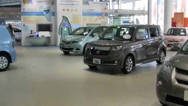 東京 お台場 『TOYOTA MEGA WEB Toyota Prius Plug-in Hybrid』