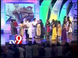 Zeenath Aman receives 'Life Time Achivement' award in TSR - Tv9 Film Awards