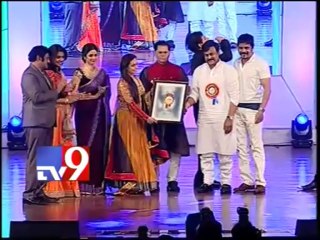 Rani Mukherjee is 'Shining Star of Bollywood'