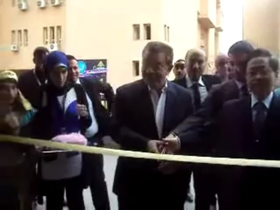 السفير الكوري بجامعة بنها ترسيخ الديمقراطية فى مصر يحتاج لتقريب الفوارق بين الطبقة الغنية والفقيرة وتطبيق العدالة الاجتماعية