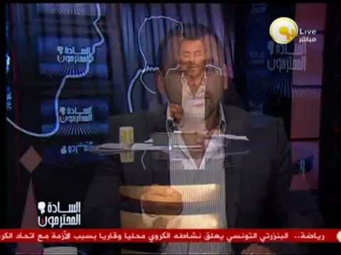 السادة المحترمون: مسلحين اقتحموا سجن وادي النطرون.. ومرسي يصر أن الأهالي هما اللي خرجوهم