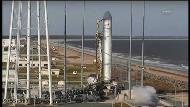 Orbital Sciences launches Antares rocket