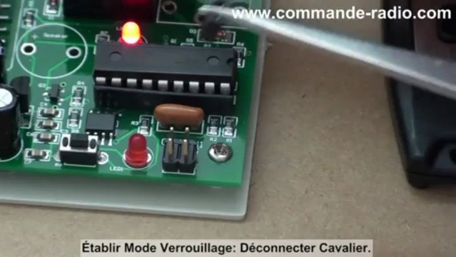 Comment faire Kit Télécommande portail Avec 2 Télécommandes Étanches Antenne Télescopique Externe?