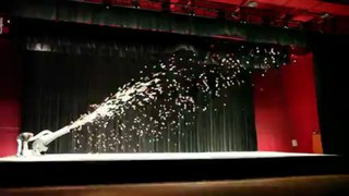 XT 500 Confetti with pipe - Universal Effects