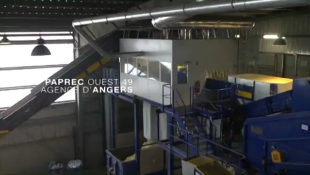 Paprec Ouest à Angers la chaîne de tri de collecte sélective
