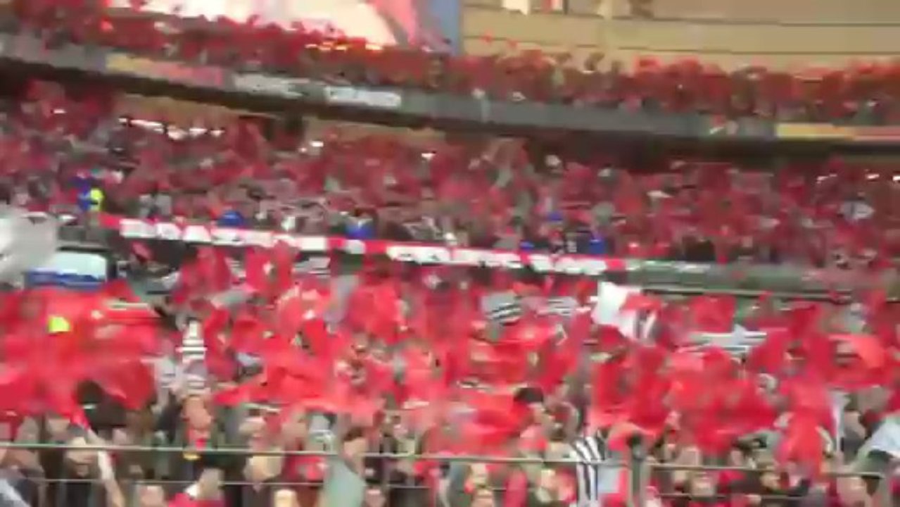 Le Stade Rennais F.C. tient à remercier tous ses supporters.