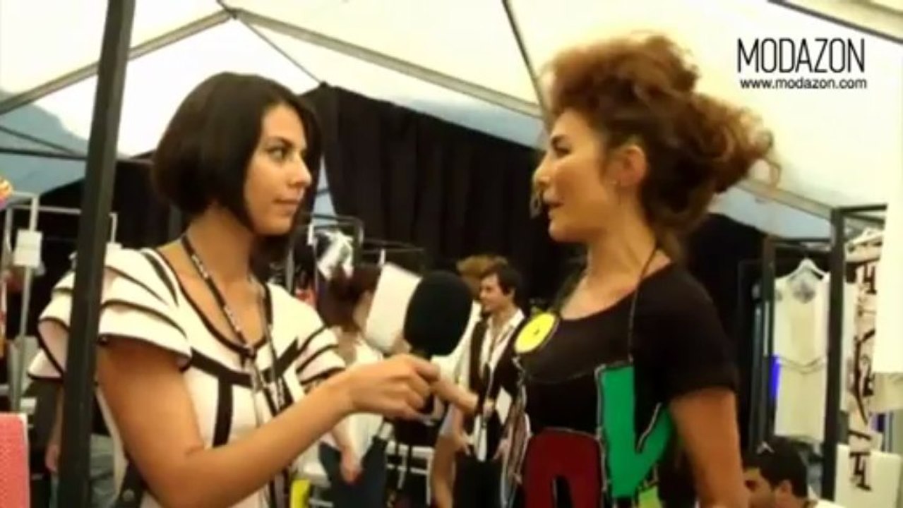 Istanbul Fashion Week Ağustos 2010 -  Deniz Berdan Röportaj