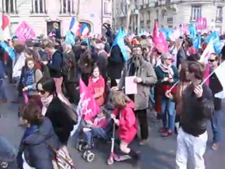 Manif du 21 avril 2013 : la peur d'être gazé par la police...