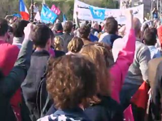 Manif du 21 avril 2013 : Pierre Bergé hué, et poursuivi devant la justice ?