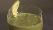 How To Prepare A Raw Spinach Salad Dressing